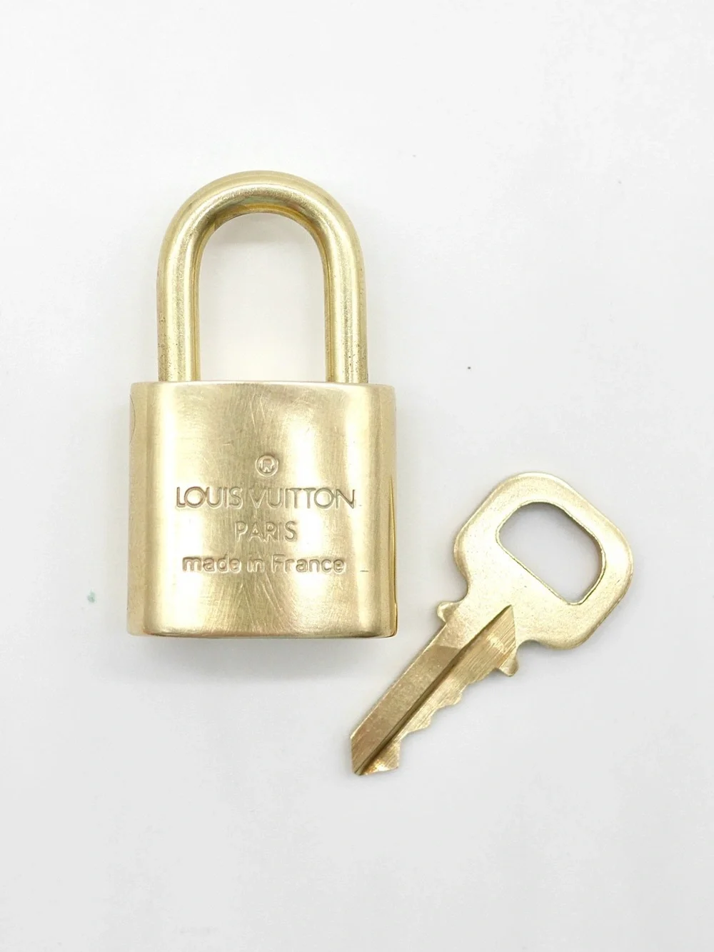 Louis Vuitton 🔑lock key
